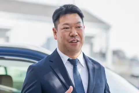 セールススタッフ