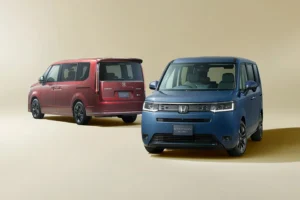 STEP WGNに特別仕様車「STEP WGN e:HEV AIR EX 30周年特別仕様車」、「STEP WGN e:HEV SPADA 30周年特別仕様車」を設定し発売